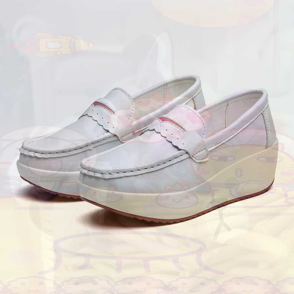 Vintage Fashion Collecting And Wearing Designer Classics - Plataform Sepatu Kets Merah Muda Musim