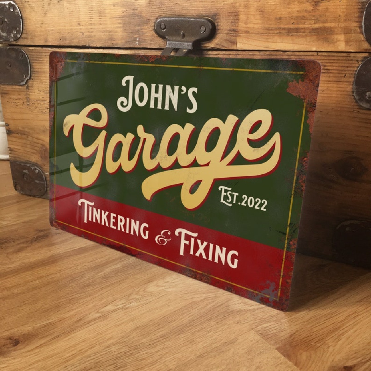 Vintage Fashion Plates - Papan Logam Garasi Kustom yang Dipersonalisasi