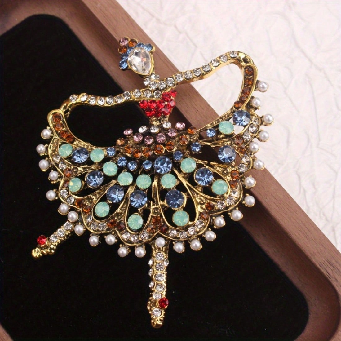 Bros Penari Balet Warna Emas V - Vintage Fashion Enthusiasts ulasan dan harga