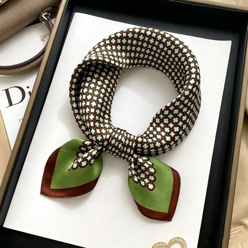 Syal Mini Tipis Satin Sutra Mo - Vintage Fashion Rings ulasan dan harga